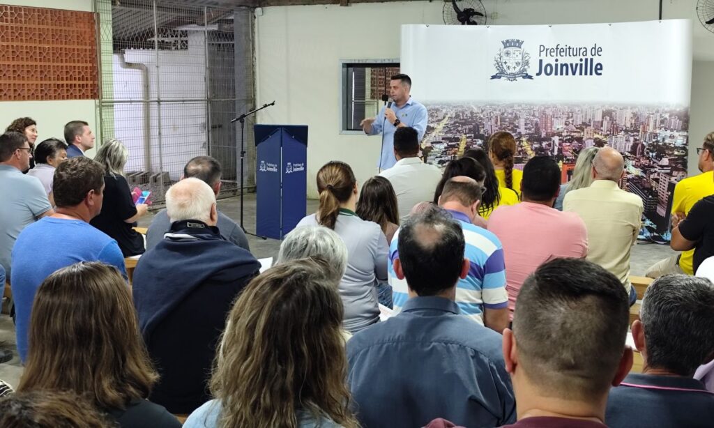 Moradores do Rio Bonito recebem Matrículas de Regularização Fundiária