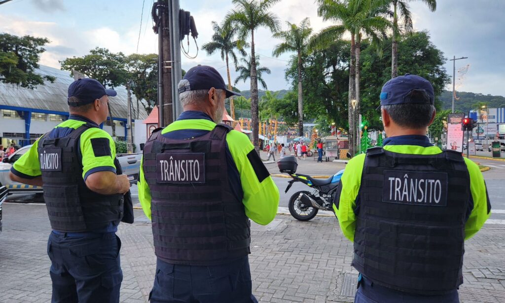 Detrans e Guarda Municipal reforçam ações no Natal de Joinville