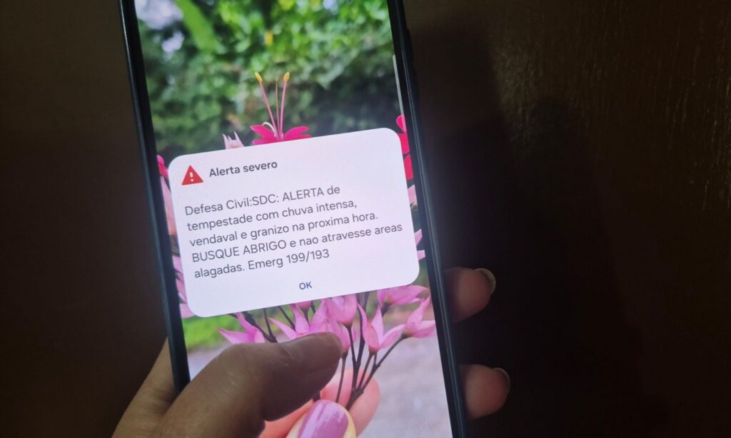 Defesa Civil de Joinville explica os diferentes tipos de alerta enviados e como agir ao recebê-los