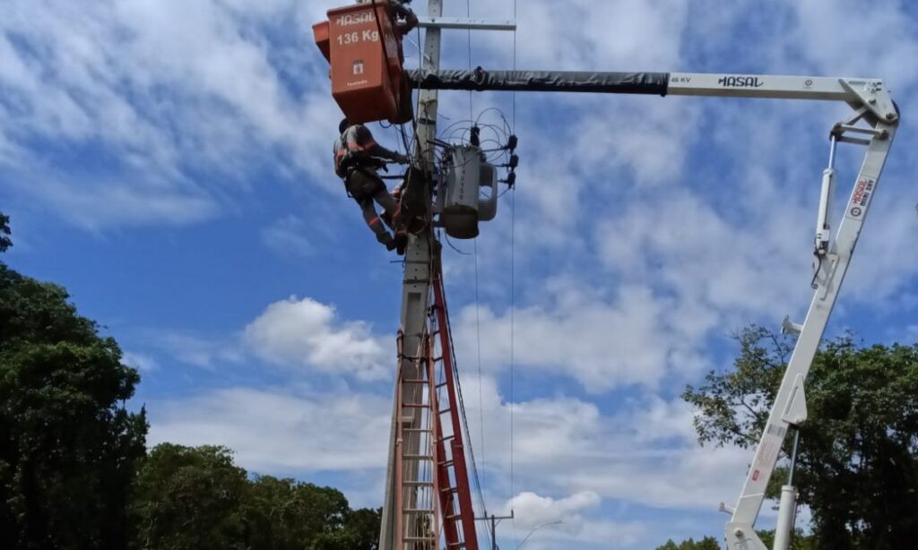 Prefeitura de Joinville investe R$ 1 milhão em ampliação da iluminação pública da avenida Kurt Meinert