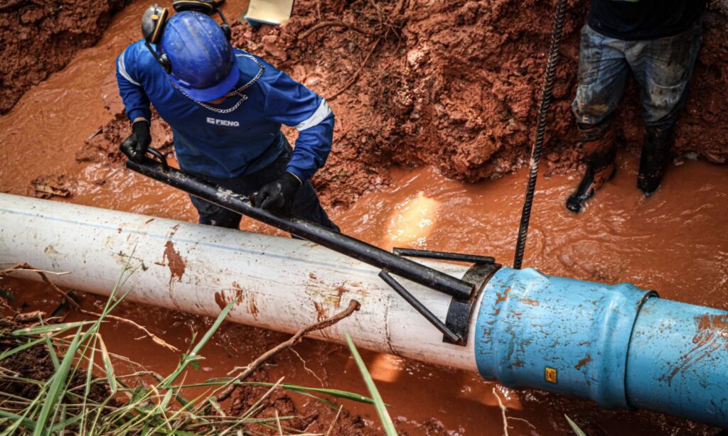 Águas de Joinville conclui reparo emergencial na rua Waldemiro José Borges