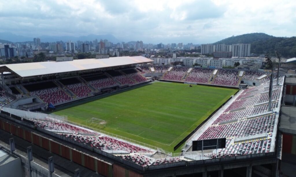 Prefeitura publica homologação da empresa vencedora do edital para troca do gramado da Arena Joinville