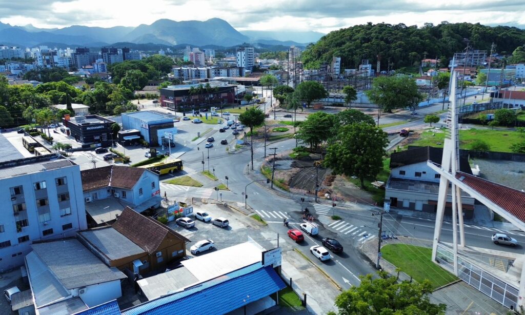 Seinfra realiza pavimentação de trecho da rua Dona Francisca a partir deste sábado