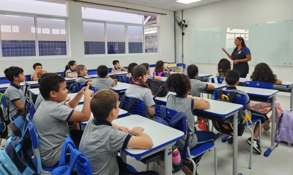 Secretaria de Educação de Joinville realiza pesquisa de clima com servidores da Rede Municipal de Ensino