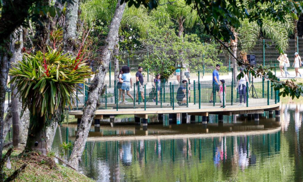 Com inauguração de deck no lago, Parque Zoobotânico ganha novo espaço de contemplação da natureza