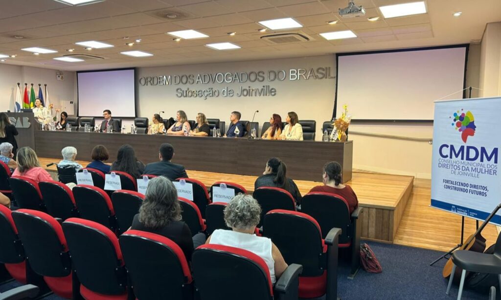 Conselho dos Direitos da Mulher de Joinville destaca participação feminina na sociedade
