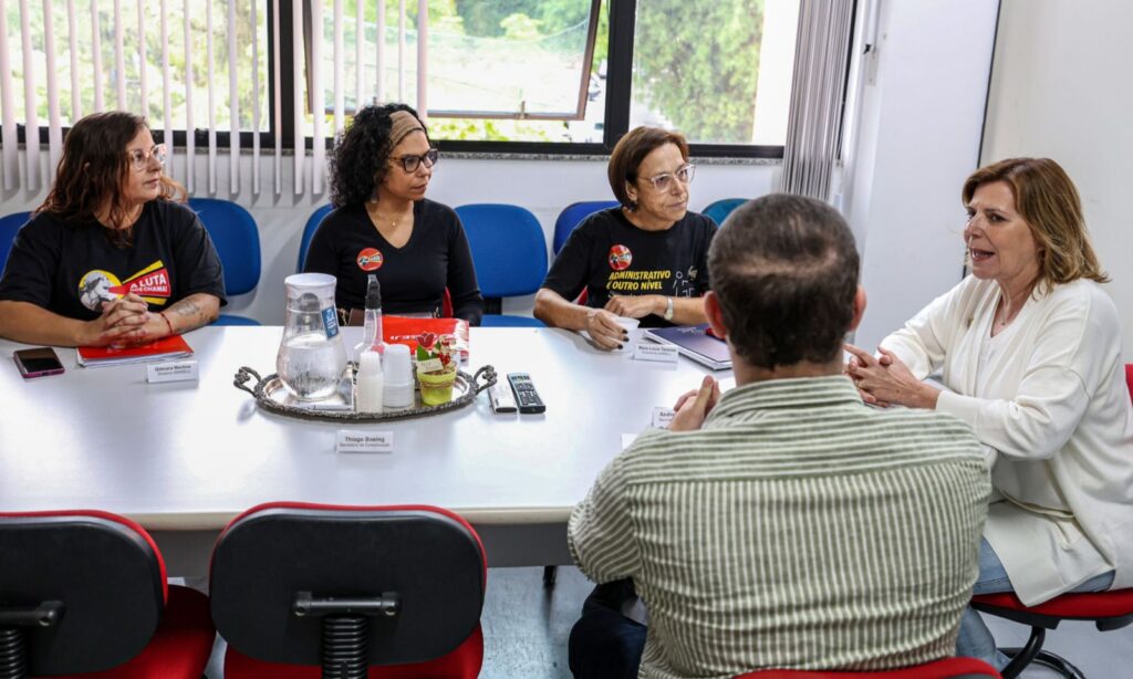 Prefeitura de Joinville apresenta novo item à Campanha Salarial com aumento acima da inflação no auxílio-alimentação dos servidores