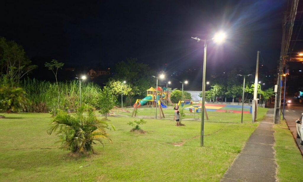 Prefeitura de Joinville moderniza iluminação de praças e parques do município