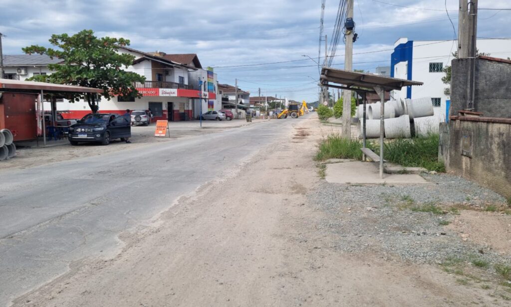 Pontos de ônibus em trecho da rua Minas Gerais serão transferidos temporariamente durante obras na via