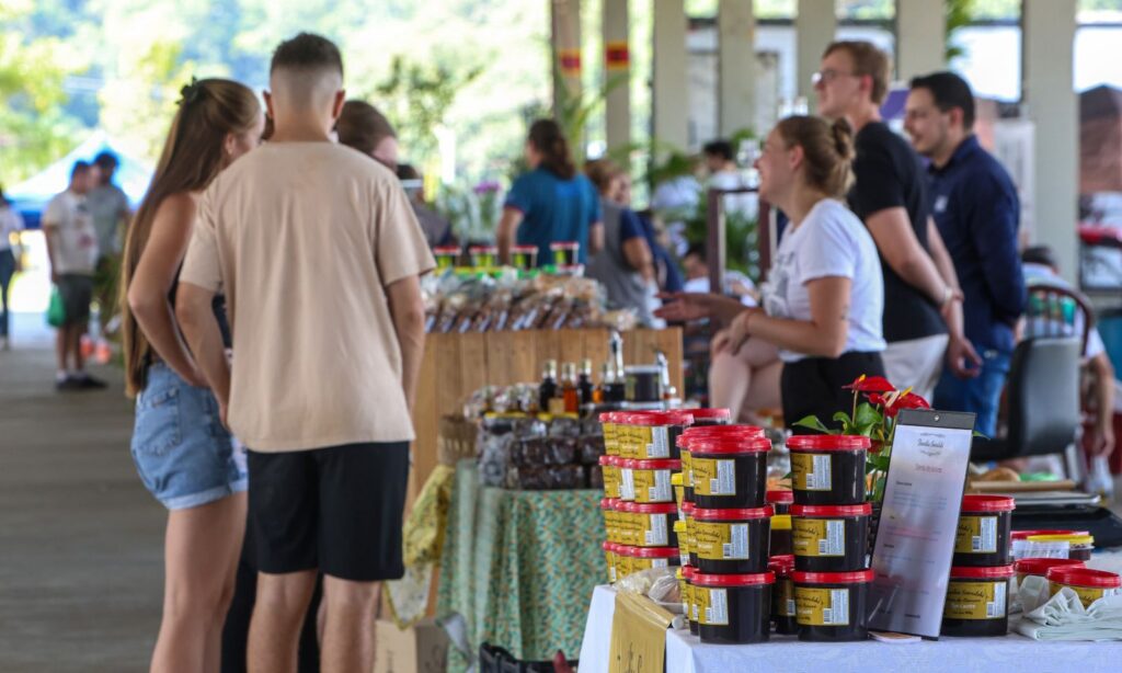 Feira Direto do Campo reúne mais de 30 produtores rurais no próximo fim de semana