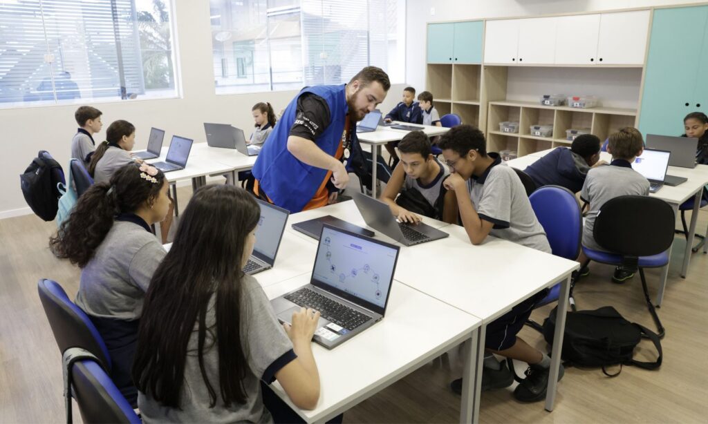 Secretaria de Educação de Joinville divulga lista de classificados para oficinas de férias no CRIE