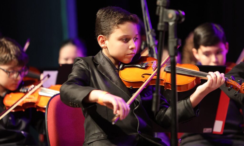 Concerto “Com a corda toda: Orquestra Villa-Lobos” é destaque da agenda cultural em Joinville