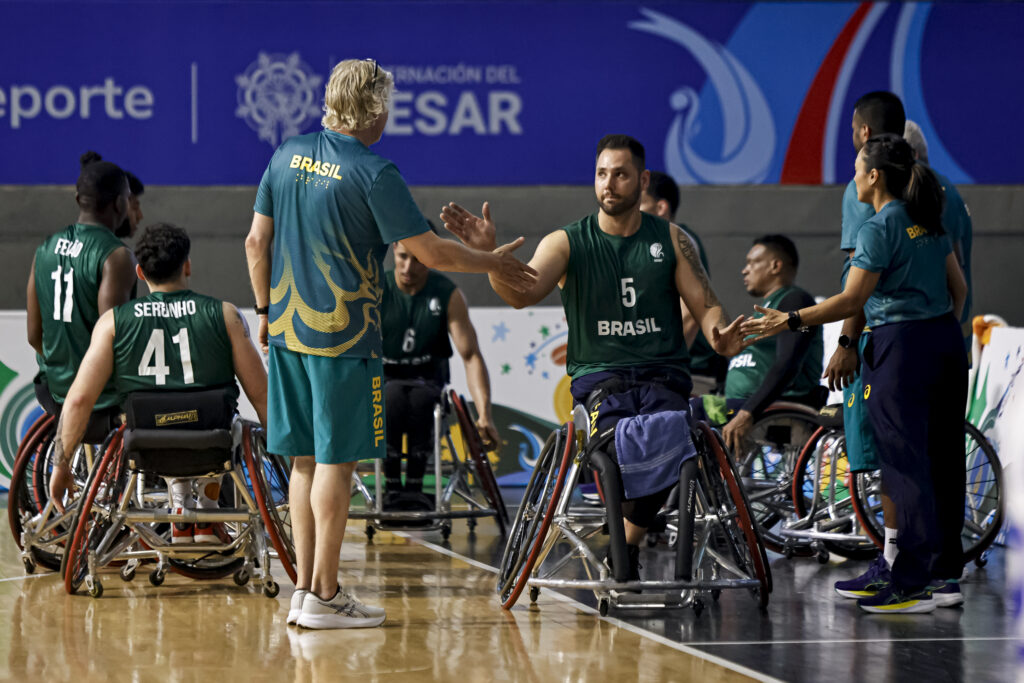 Com atleta joinvilense como cestinha, Brasil conquista bronze no basquete em cadeira de rodas nos Jogos Parasul-Americanos