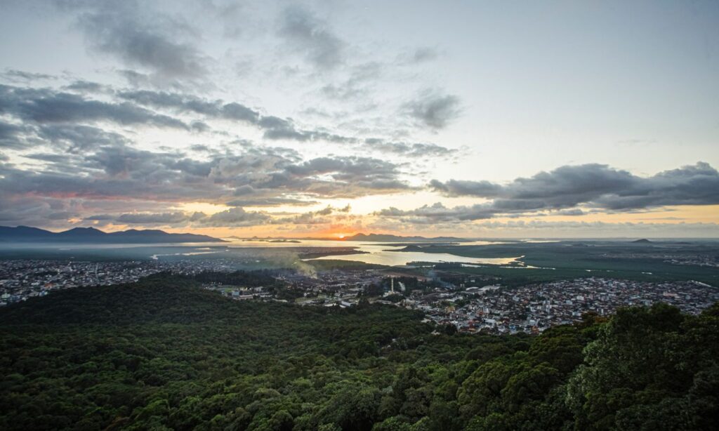 Defesa Civil de Joinville orienta sobre medidas que a população pode adotar para prevenir riscos do El Niño