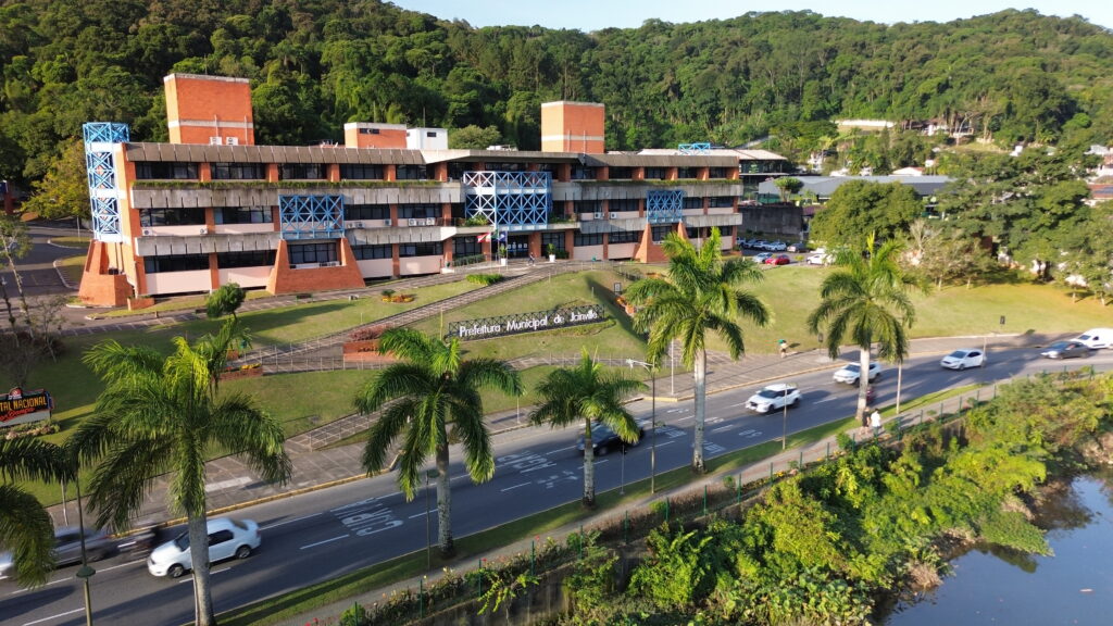 Prefeitura de Joinville publica edital de Processo Seletivo Simplificado para cargos nas áreas da saúde e educação