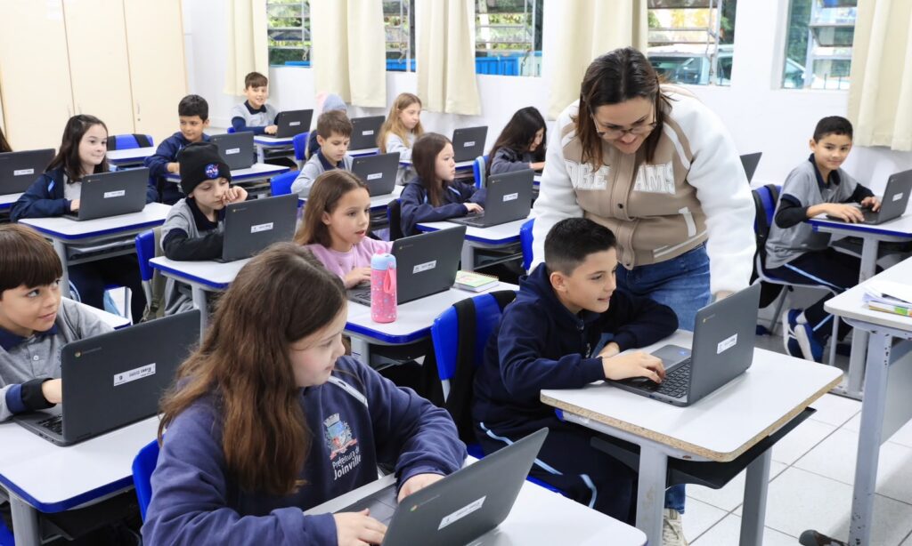Programa Bússola completa cinco anos avaliando a aprendizagem dos alunos da Rede Municipal de Ensino de Joinville