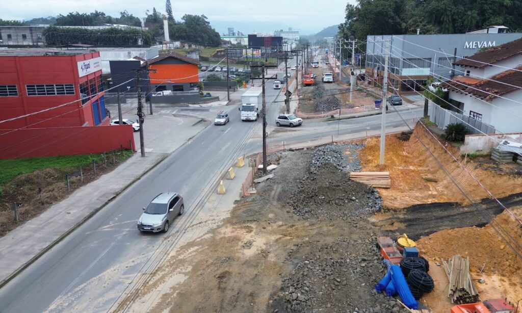 Obras de duplicação da avenida Santos Dumont interditam trecho da rua Otto Nass a partir de segunda-feira