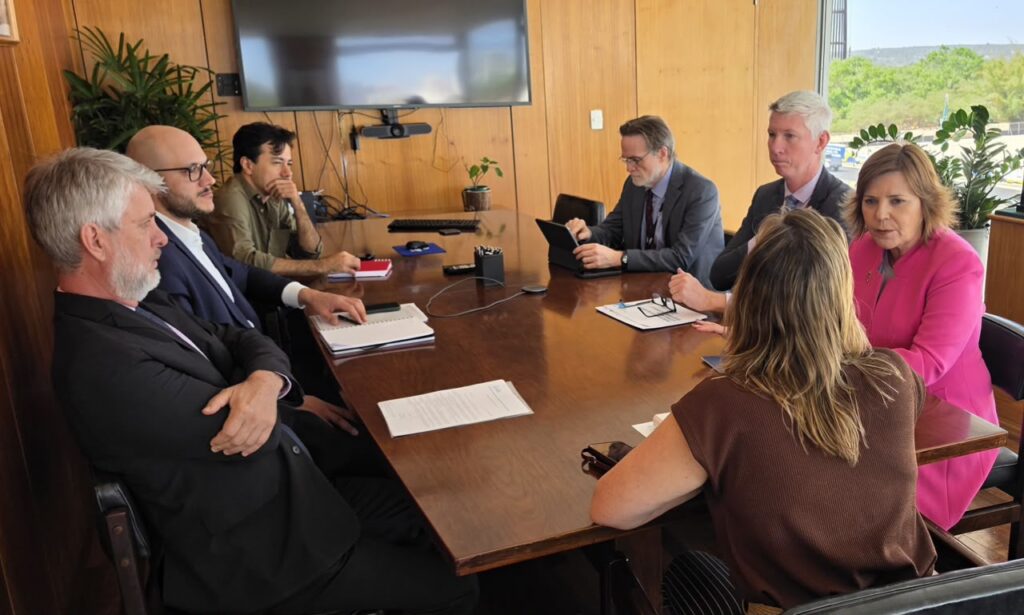 Prefeita Rejane Gambin cumpre agenda em Brasília, com pautas estratégicas de Joinville
