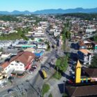Vista área da rua Monsenhor Gercino