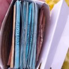 Envelope com cédulas falsas
