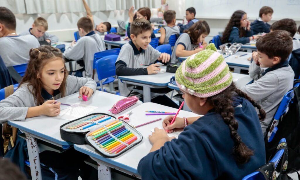 Secretaria de Educação abre processo de rematrícula de alunos para 2027