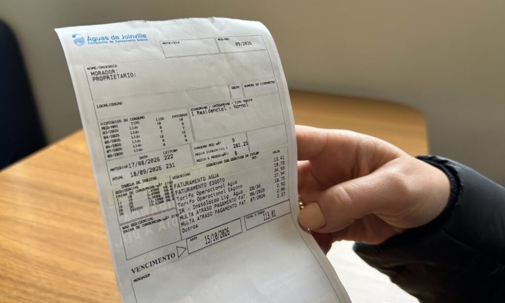 Joinvilenses começam a receber fatura de água em formato adaptado para as mudanças previstas na Reforma Tributária