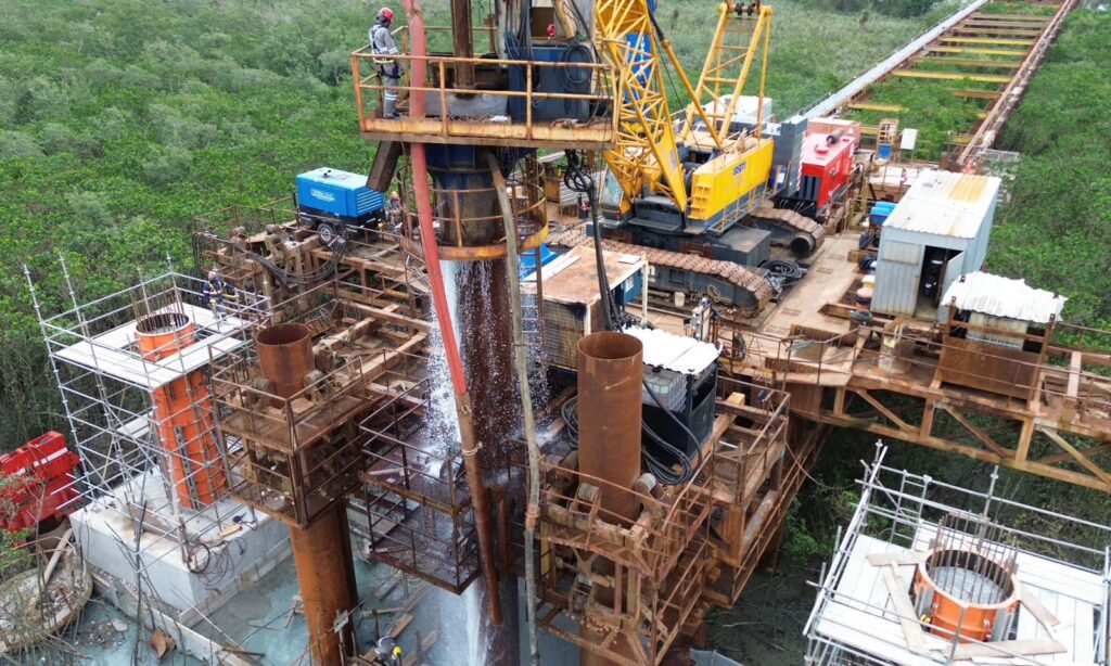 Fundação da Ponte Joinville utiliza 1,7 mil toneladas de aço, peso equivalente a 1,5 mil carros populares