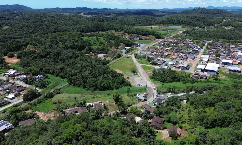 Comunidade da Estrada Jativoca comemora início das obras de pavimentação com investimento de R$ 7,5 milhões